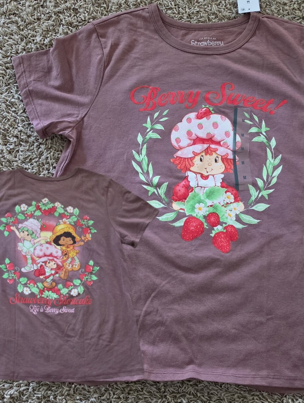 NWT Strawberry Shortcake Tshirt Berry Sweet Graphic Tee Medium Shirt Sleeve Top